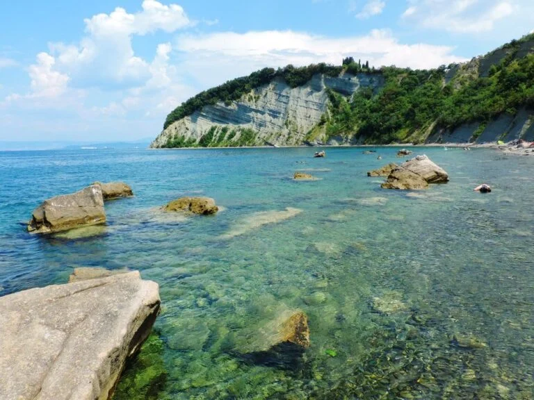 Strunjan — vill naturpark ved kysten