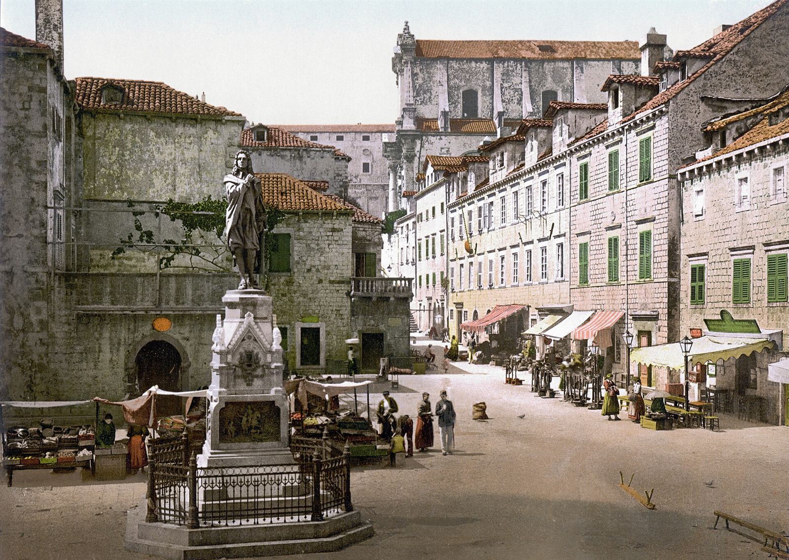 Gundulić Square market