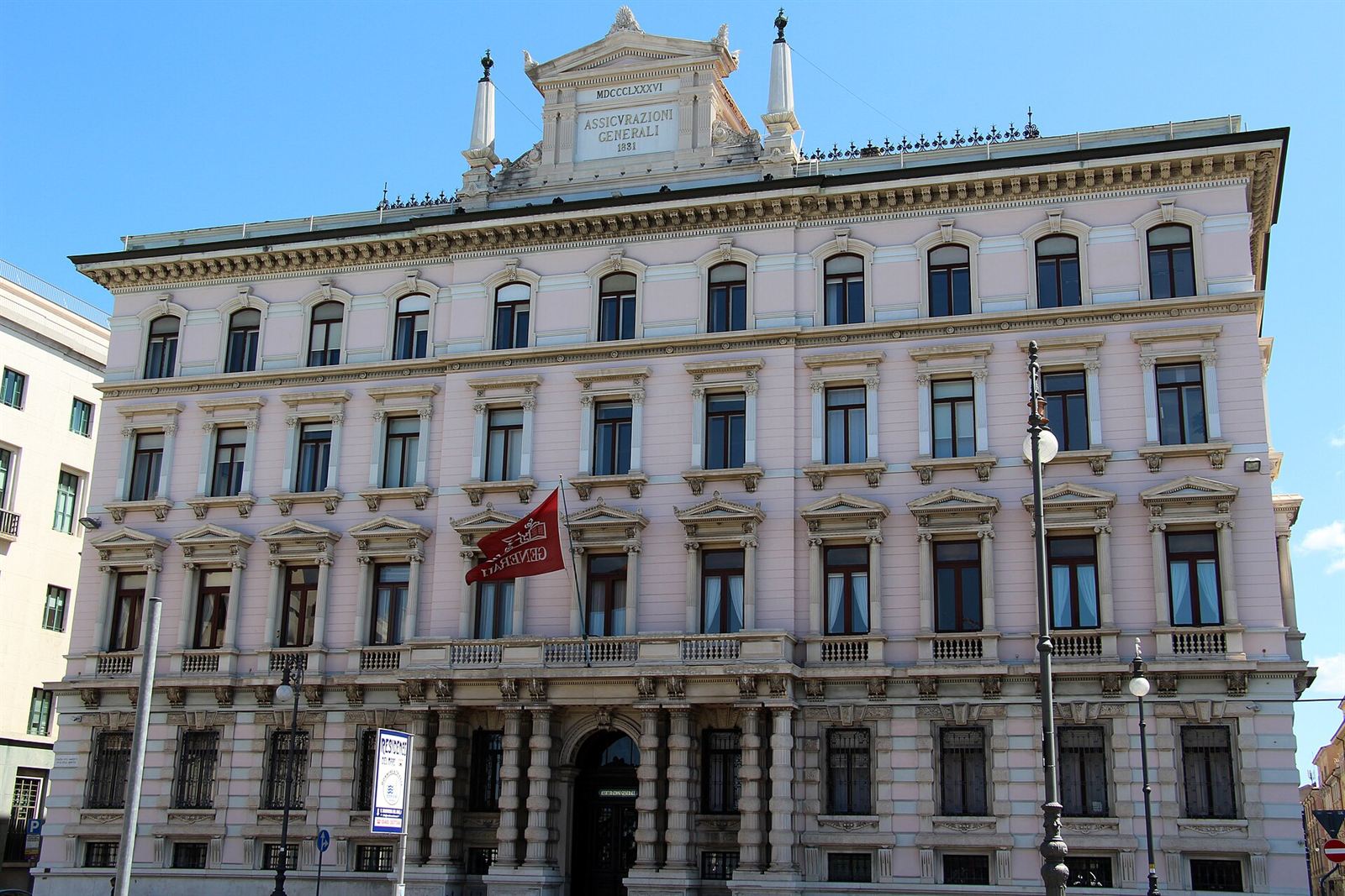 Merchants and insurers