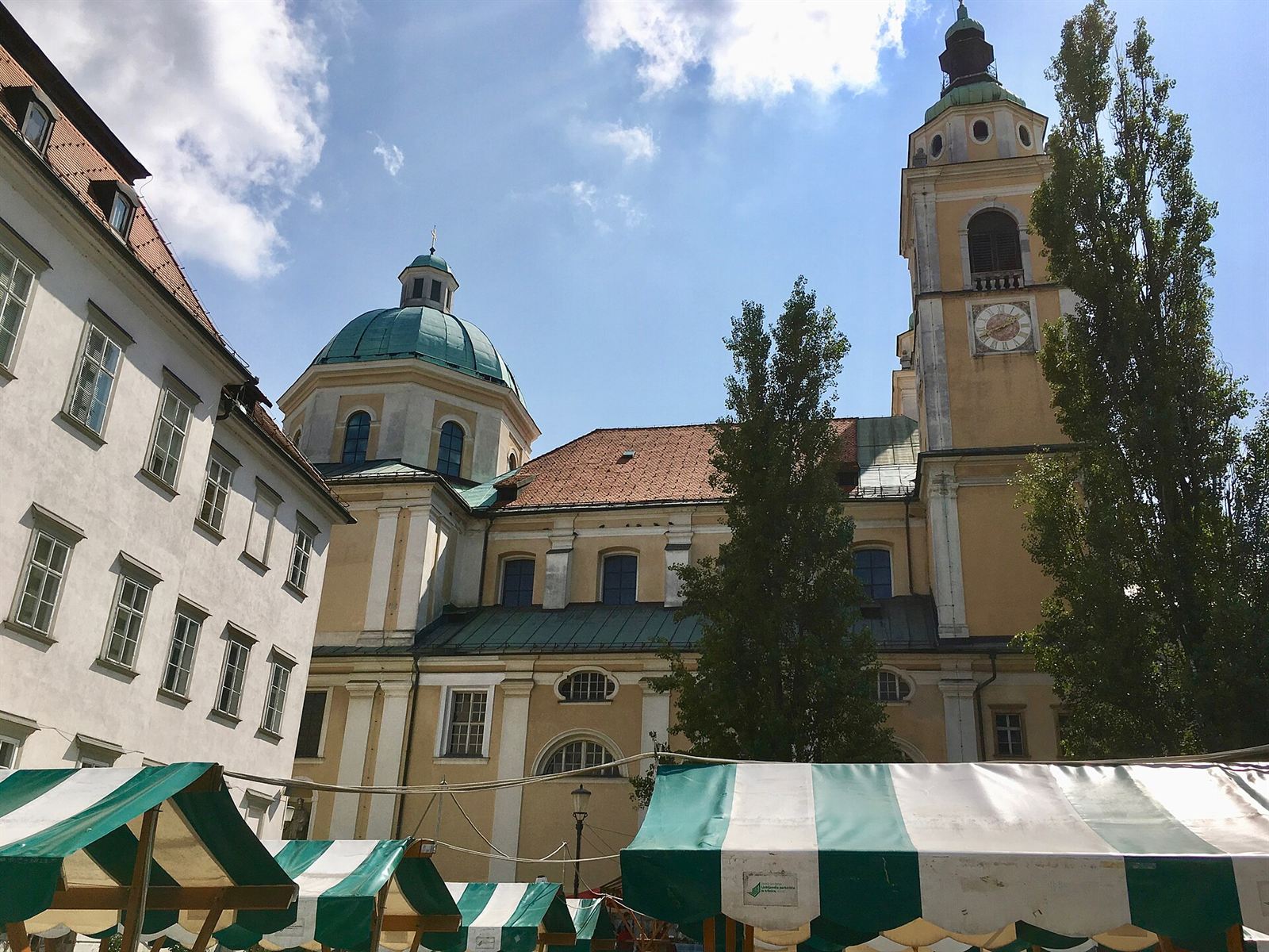 Osrednja tržnica in stolnica