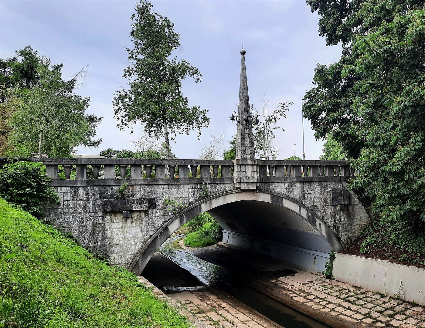 Trnovski most in Plečnikova hiša