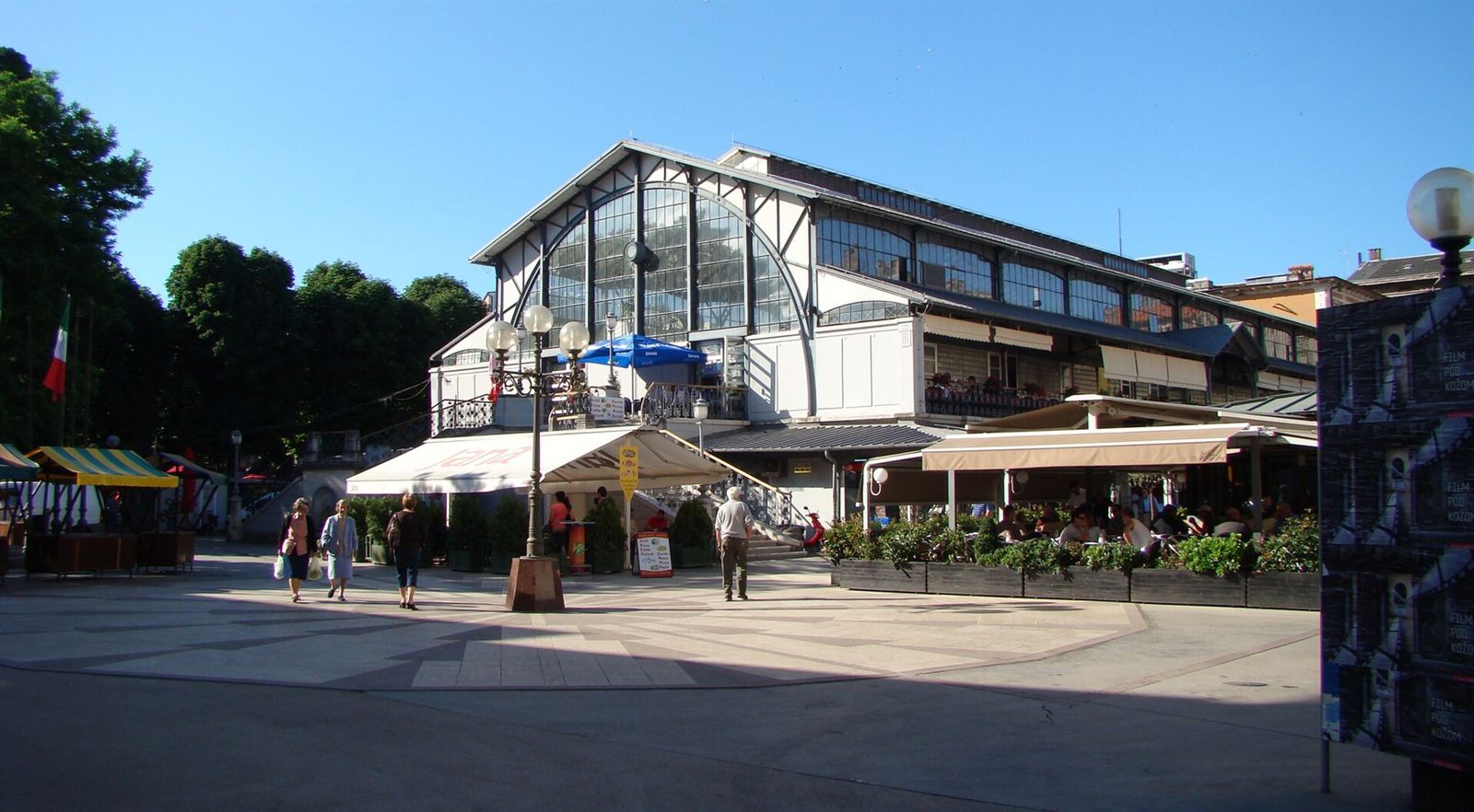 The fish market