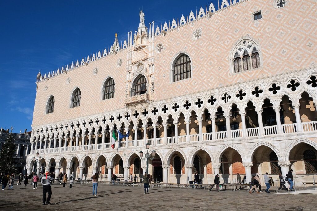 Piazzetta og Dogepalasset