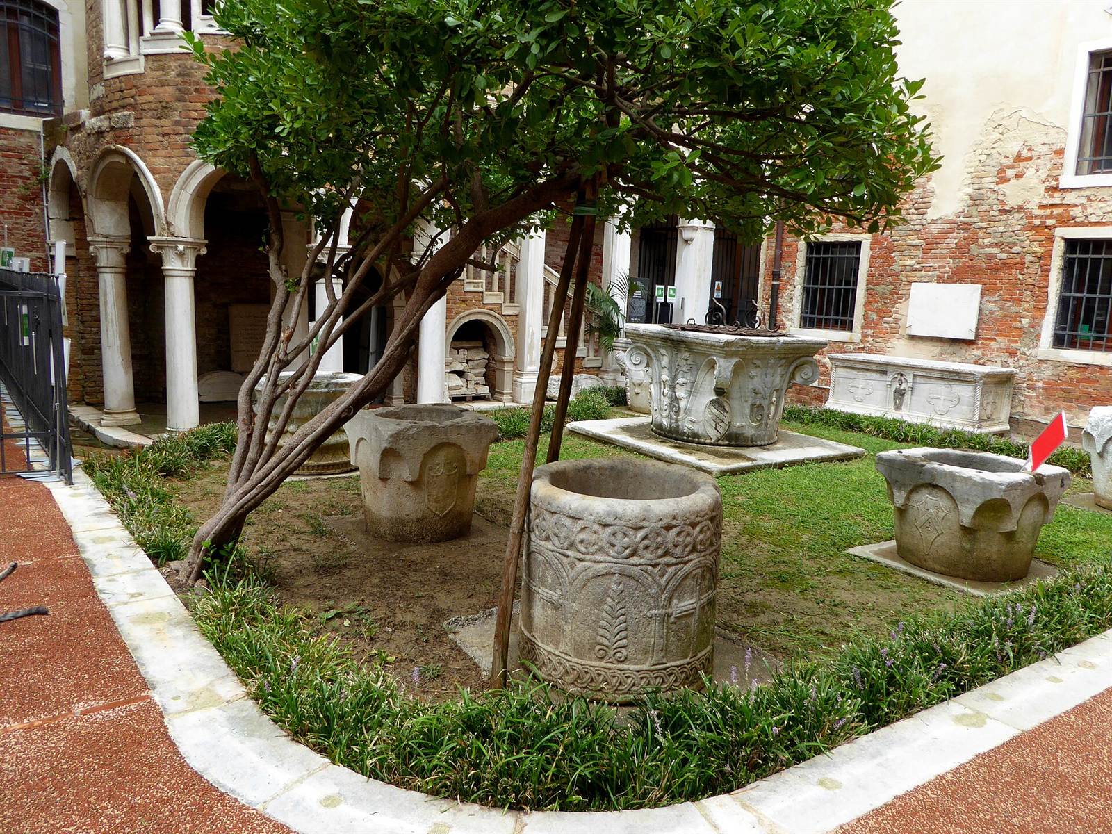 The snail staircase